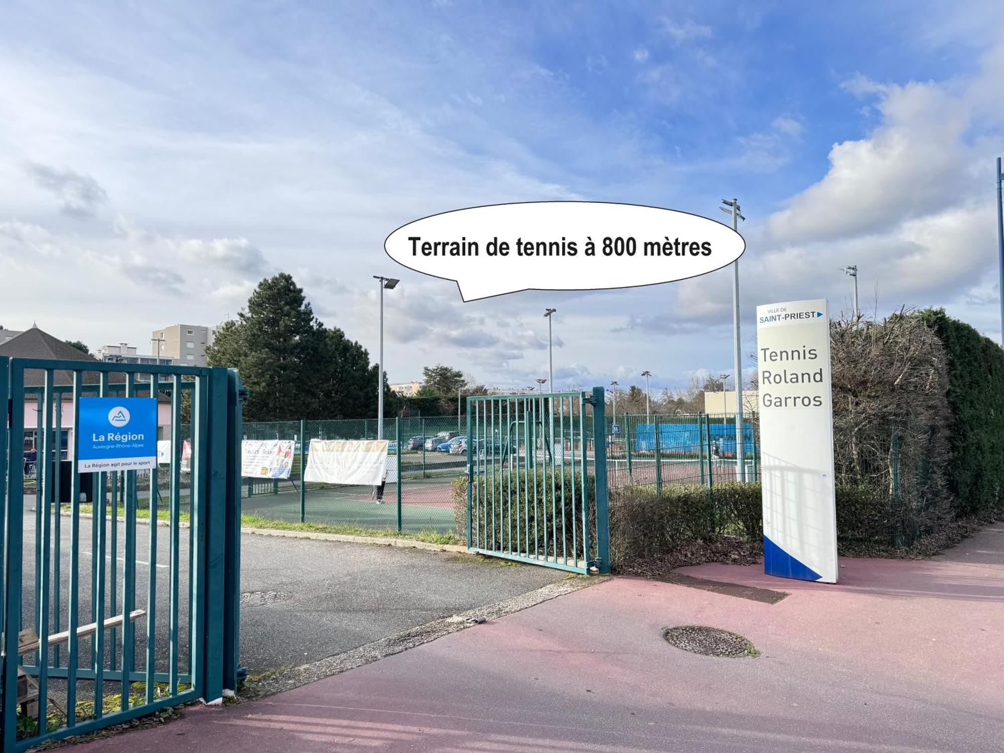 圣普列斯特Votre Cocon Parfait A 9 Min D'Eurexpo Et 14 Min Groupama公寓 外观 照片
